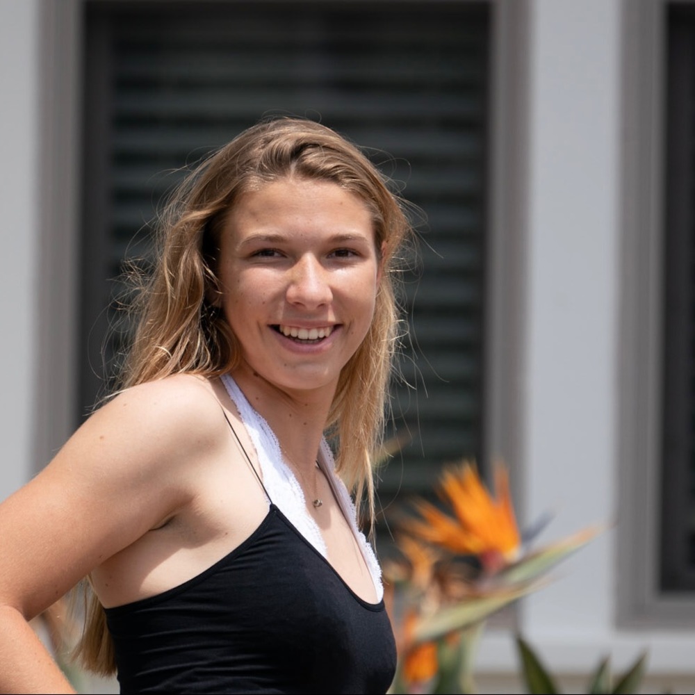 Meet your Posher, Nicola